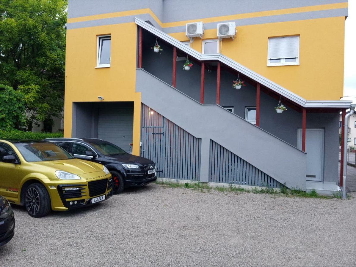Apartmani Jasmina 2 Bihac Luaran gambar